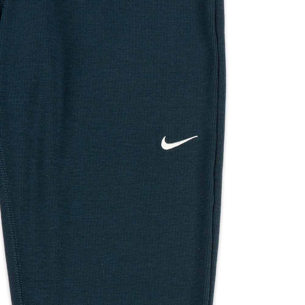 Nike Sportswear Chill Knit Women's Tight Mini-Rib Flared Leggings