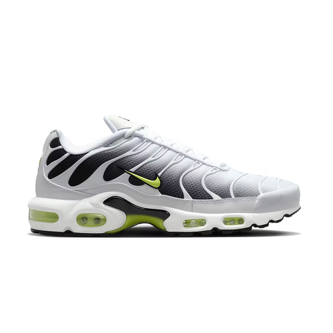 NIKE AIR MAX PLUS