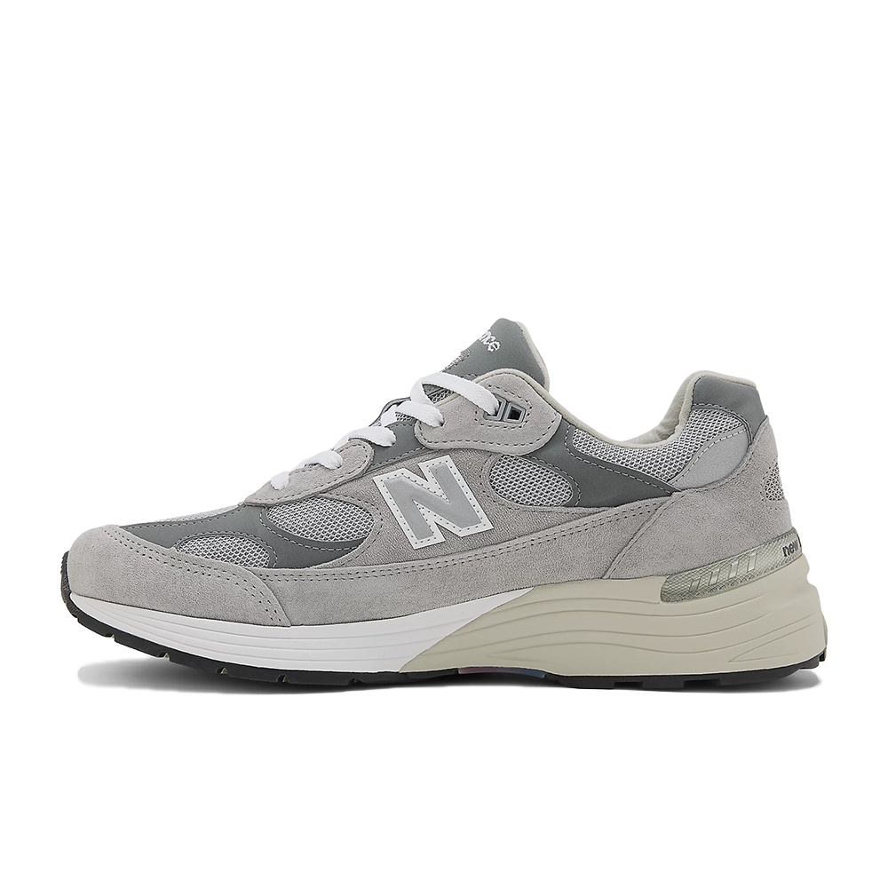 New Balance 992
