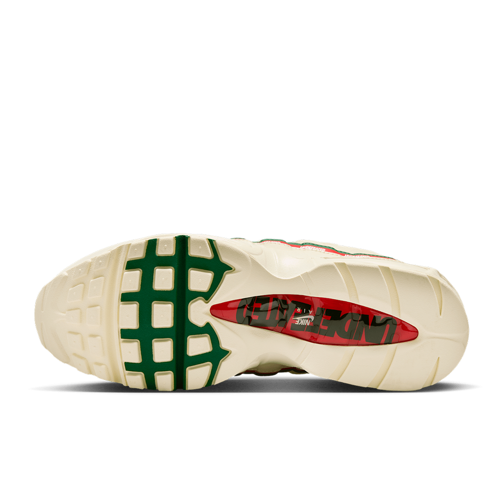Nike Air Max 95 x UNDEFEATED