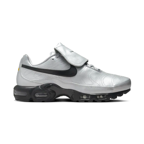 NIKE AIR MAX WOLF TIEMPO