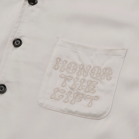 HTG BONE BLANKET STITCH SHIRT DETAIL